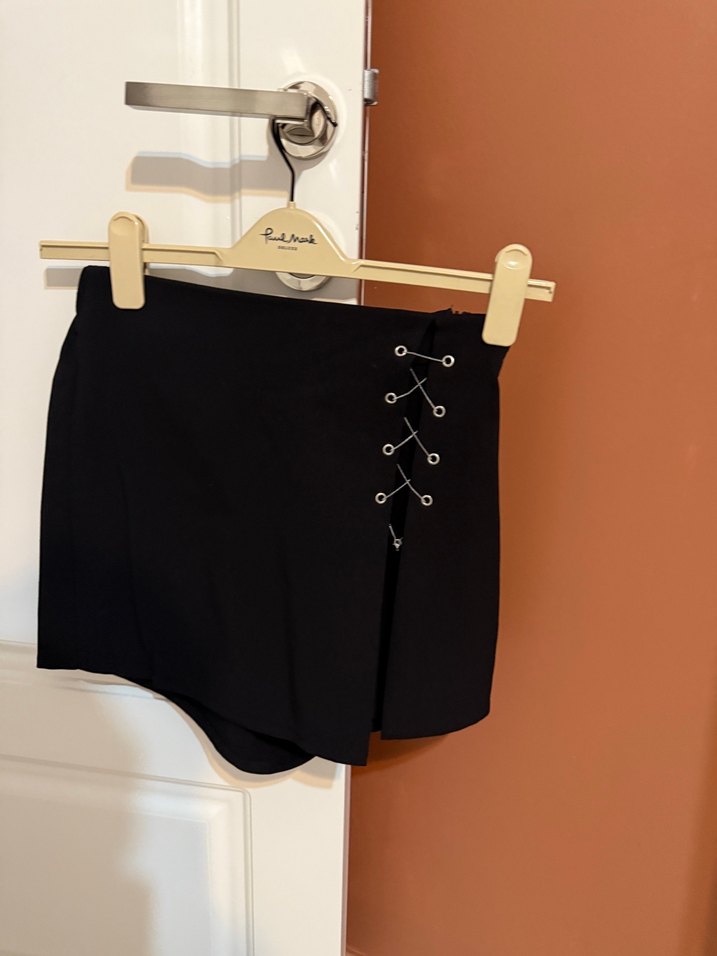 Düğmeli Siyah Süet Mini Etek - Görsel 2