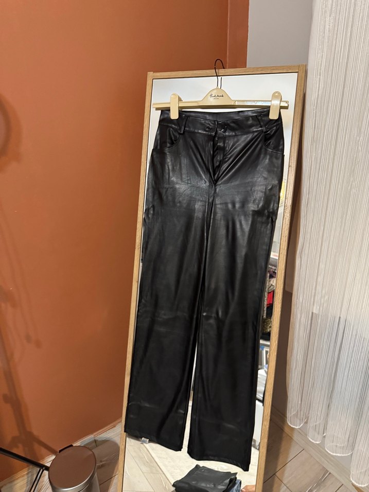 Siyah Deri Midi Kadın Pantolon - Görsel 2