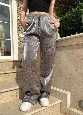 Diğer Leopar Desenli Parlak Bol Paça Pantolon