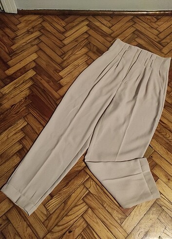 Stradivarius pantolon 