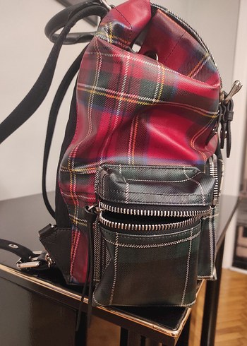 Burberry Ekose Desenli Kadın Sırt Çantası - Görsel 2