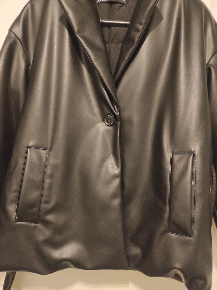 Kadın Siyah Deri Kemerli Ceket - Görsel 3