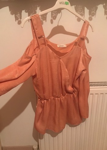 Bej Parlak Saten Askılı Bluz - Görsel 3