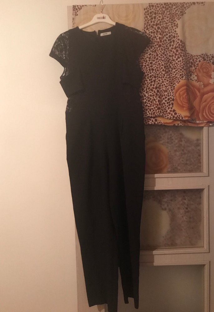 Siyah Dantel Detaylı Kısa Kollu Mini Elbise - Görsel 2