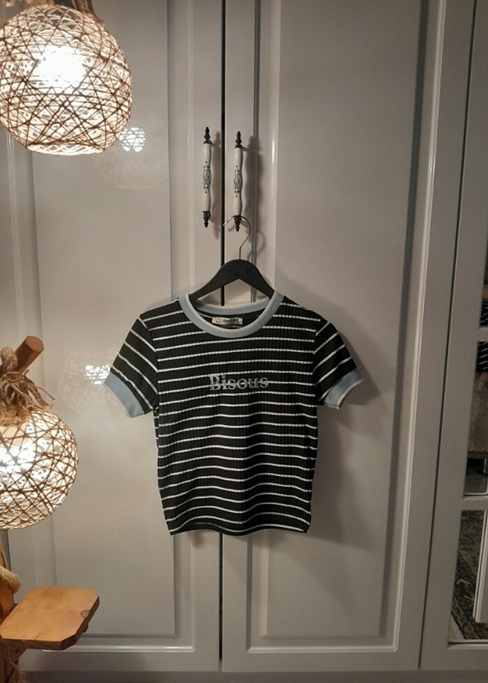 SİYAH BEYAZ ÇİZGİLİ CROP - Görsel 2