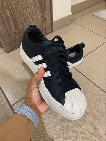 39 Beden Adidas supersitar spor ayakkabı