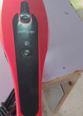 Beden Kırmızı Elektrikli Süpürge