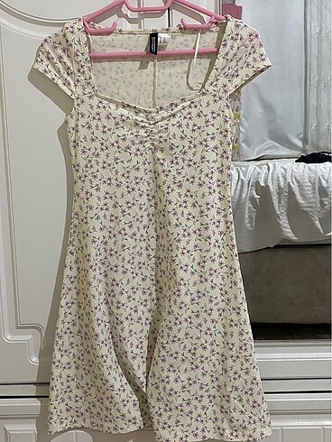 xs Beden H&M çiçekli elbise