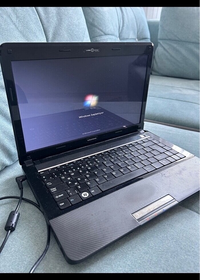 Grundig laptop - Görsel 5
