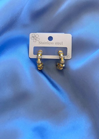 Beden gold çelik küpe