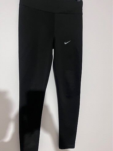 siyah nike tayt