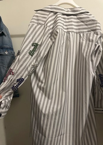 Nakış Detaylı Uzun Kollu Gömlek - Görsel 4