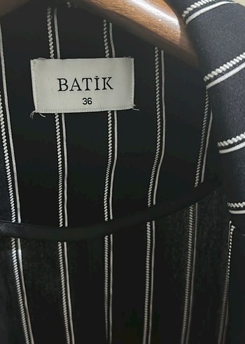 Kadın Siyah Çizgili Düğmeli Blazer Ceket takım. - Görsel 3