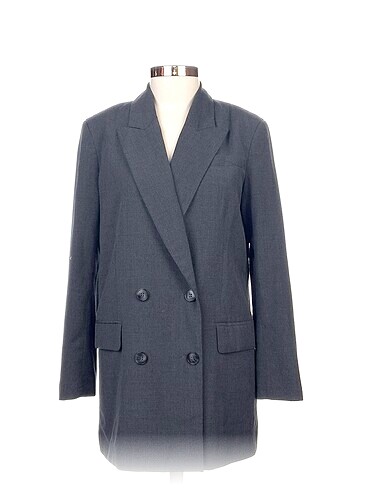 H&M Blazer %70 İndirimli.