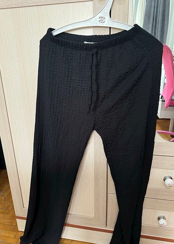 Kadın Siyah Pilili Keten Midi Pantolon