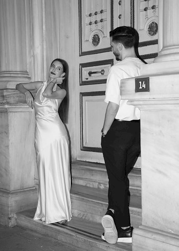 Askılı, Straplez, Yırtmaçlı Midi Elbise - Görsel 2