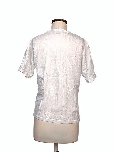 m Beden Beymen T-shirt %70 İndirimli.