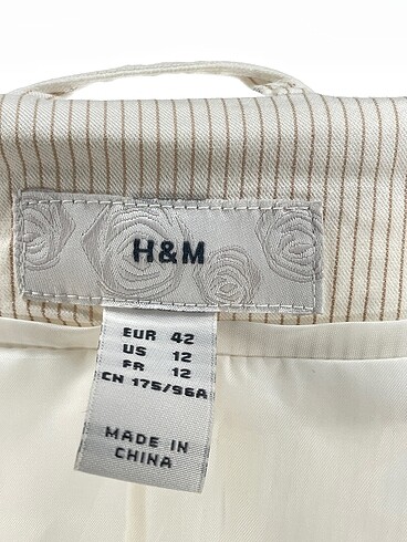 40 Beden çeşitli Renk H&M Blazer %70 İndirimli.