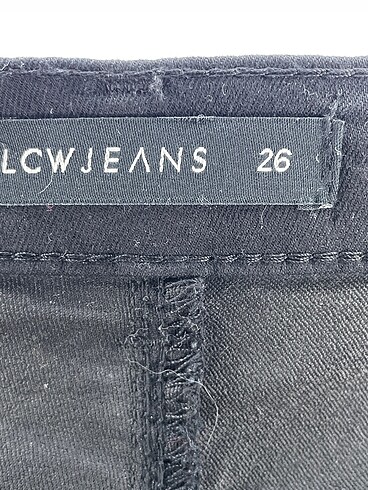 26 Beden siyah Renk LC Waikiki Jean / Kot %70 İndirimli.