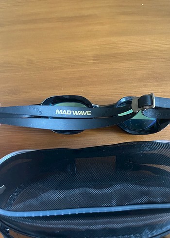 Mad wave aynalı yüzücü gözlüğü - Görsel 2