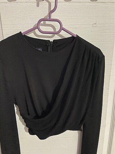 Siyah crop