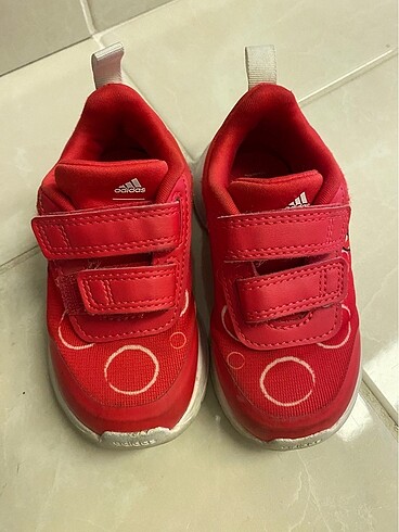 Adidas Adidas çocuk ayakkabısı