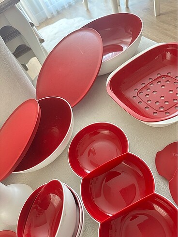 Beden kırmızı Renk Tupperware berrak set