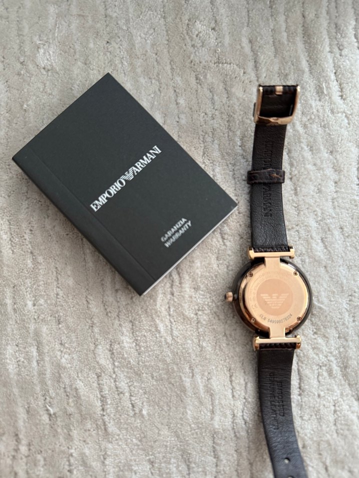 Emporio Armani Kahverengi Kemerli Kadın Saati - Görsel 3