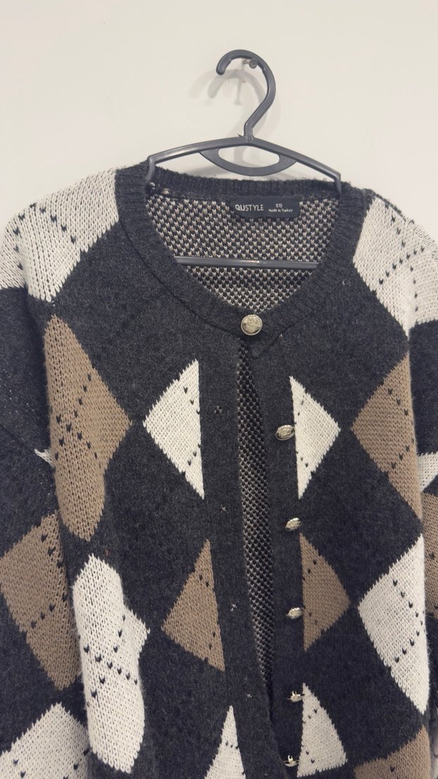 Kahverengi Ekose Triko Kadın Hırka - Görsel 3