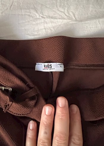 Düğmeli Kahverengi Kadın Kumaş Pantolon - Görsel 3