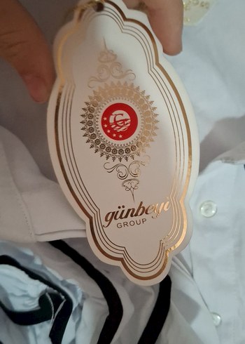 Düğmeli Beyaz Keten Gömlek Siyah Nakışlı - Görsel 3