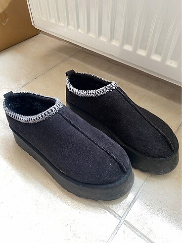 Ugg bot