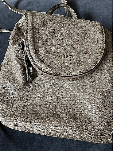 Guess orijinal sırt çantası