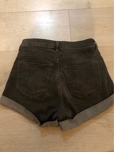 32 Beden gri Renk H&M KOT ŞORT