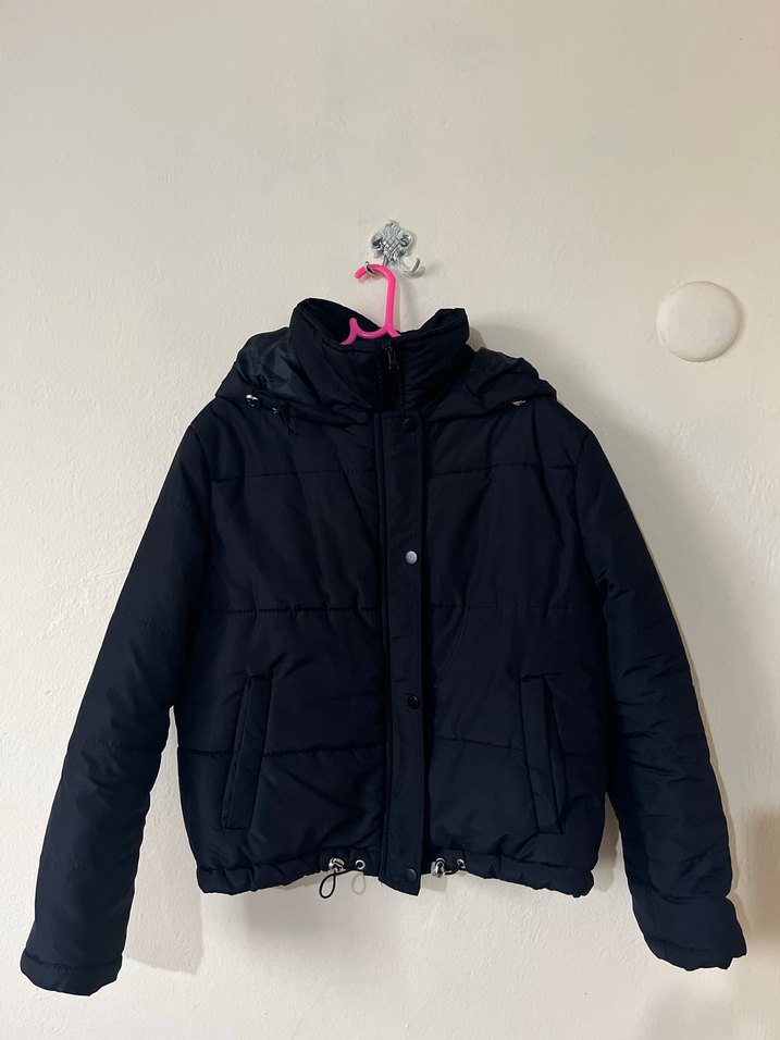 Siyah Düğmeli Kadın Kışlık Mont - Görsel 4