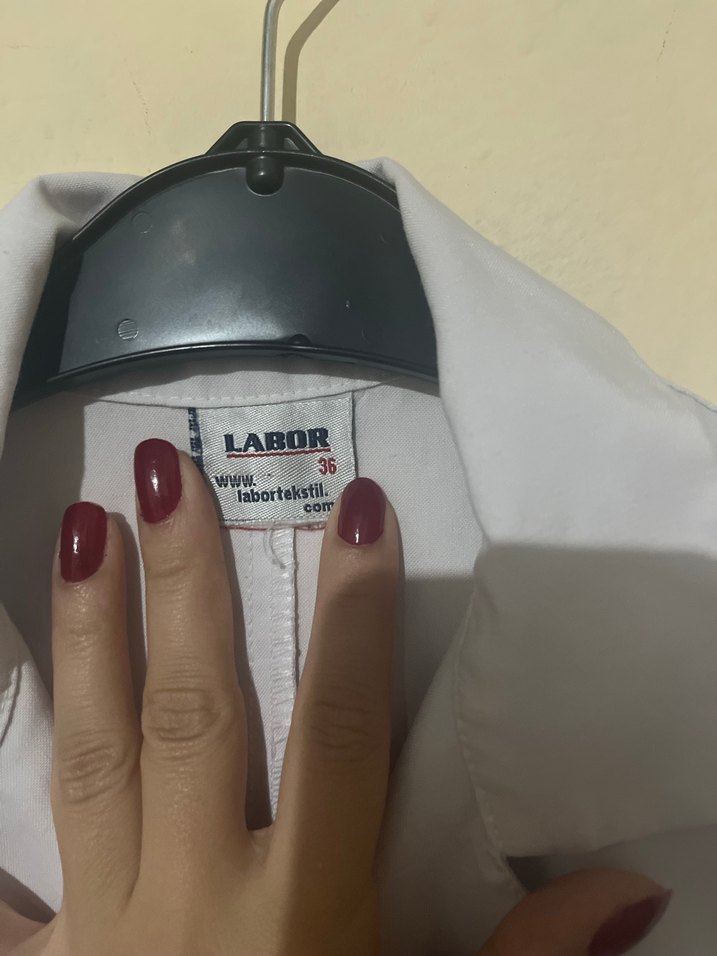 Beyaz Önlük - Görsel 2