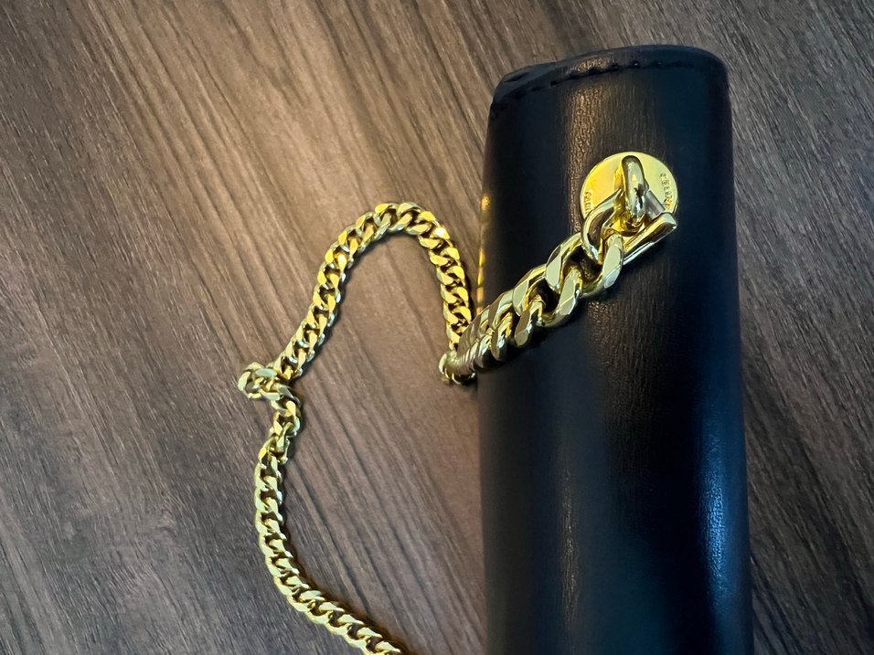 Celine Triomphe Zincir Detaylı Altın Kadın Çanta - Görsel 4