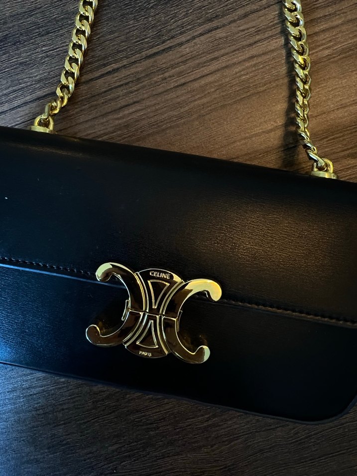 Celine Triomphe Zincir Detaylı Altın Kadın Çanta - Görsel 2
