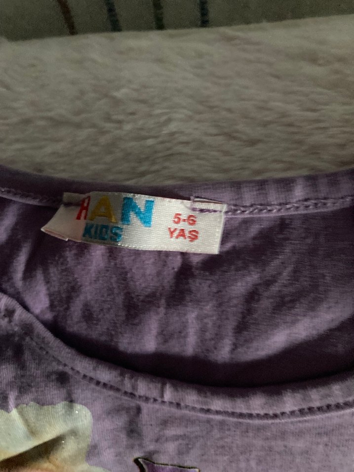 Kız Çocuk Mor Frozen Baskılı Tişört 32/40 ölçüsü - Görsel 2