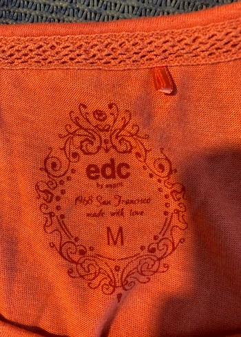 Kırmızı Baskılı Askısız Tişört 44/56 ölçüsü - Görsel 4