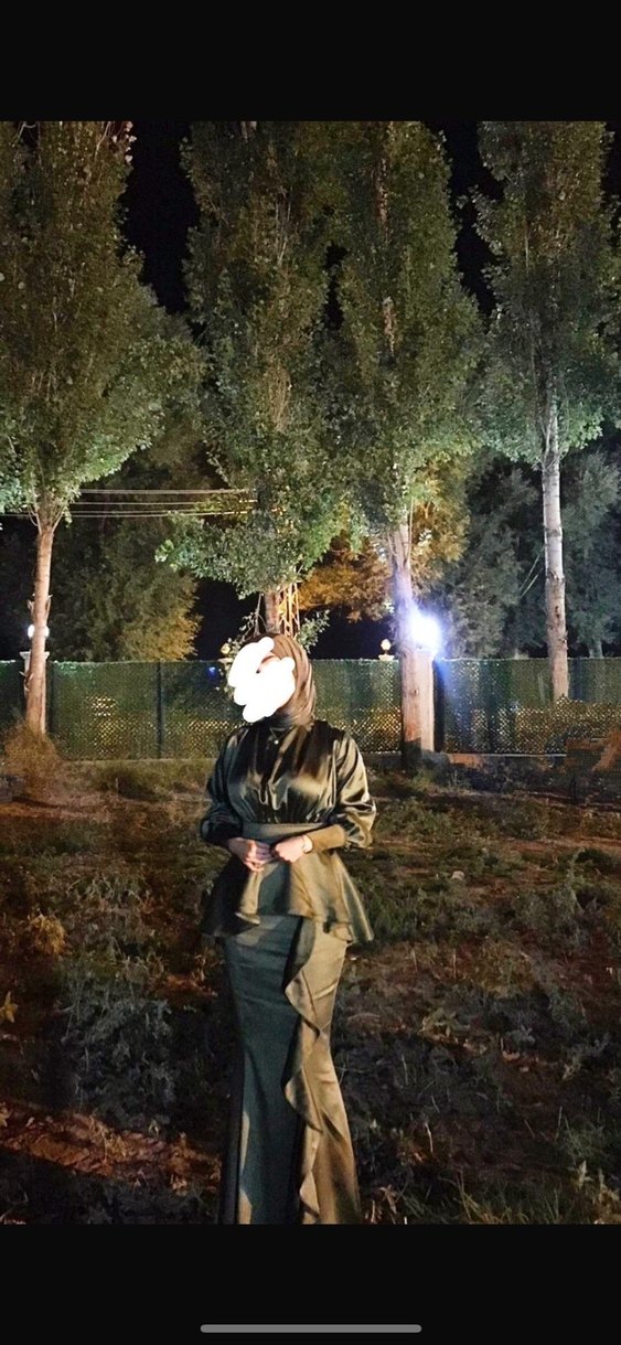 Parlak Haki saten Drapeli Uzun Abiye Elbise - Görsel 3