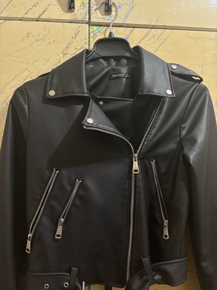 Siyah Parlak Deri Kadın Biker Ceket - Görsel 2