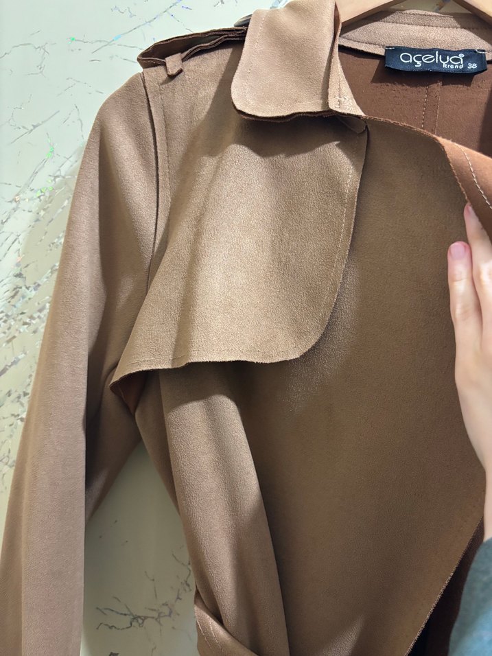 Camel Süet Kemerli Kadın Trençkot - Görsel 4