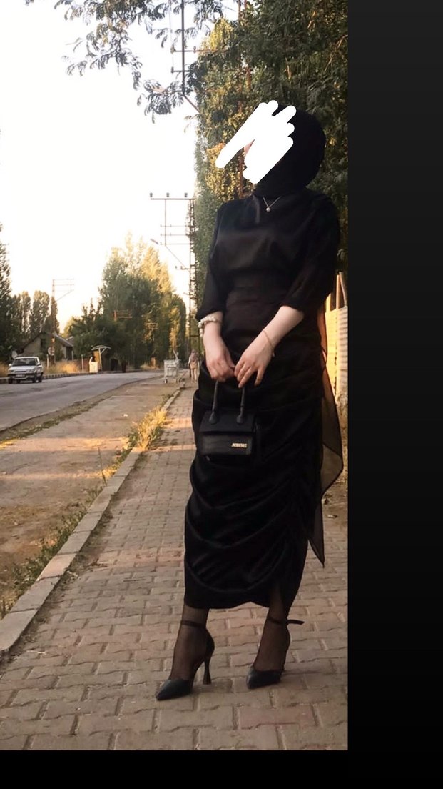 Siyah Yüksek Yakalı Kadın Midi Takım - Görsel 2