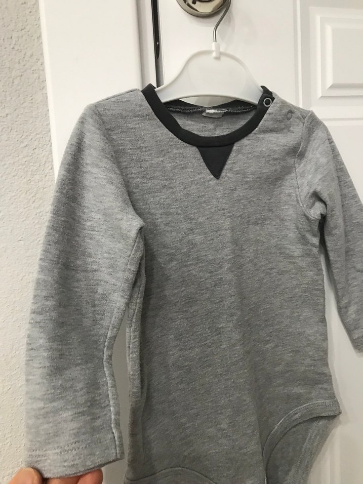 H&M marka Uzun Kollu Gri Bebek Body - Görsel 2