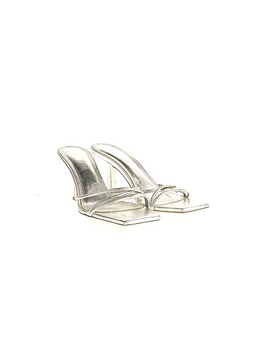 Zara Zara Stiletto %70 İndirimli.