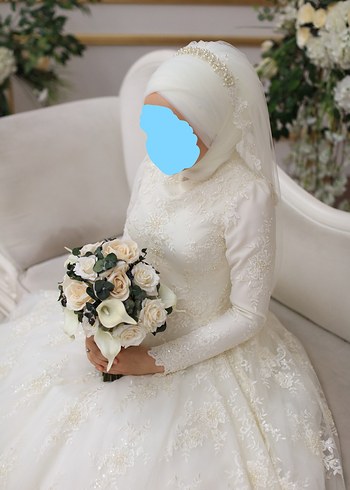 Gelinlik İşlemeli Beyaz Uzun Kollu Prenses Gelinlik