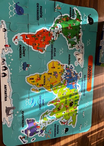 Çocuklar için Dünya Haritası Puzzle