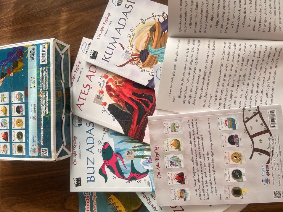 Hikaye kitabı seti On Ada Krallığı üçgen yayıncılık - Görsel 3