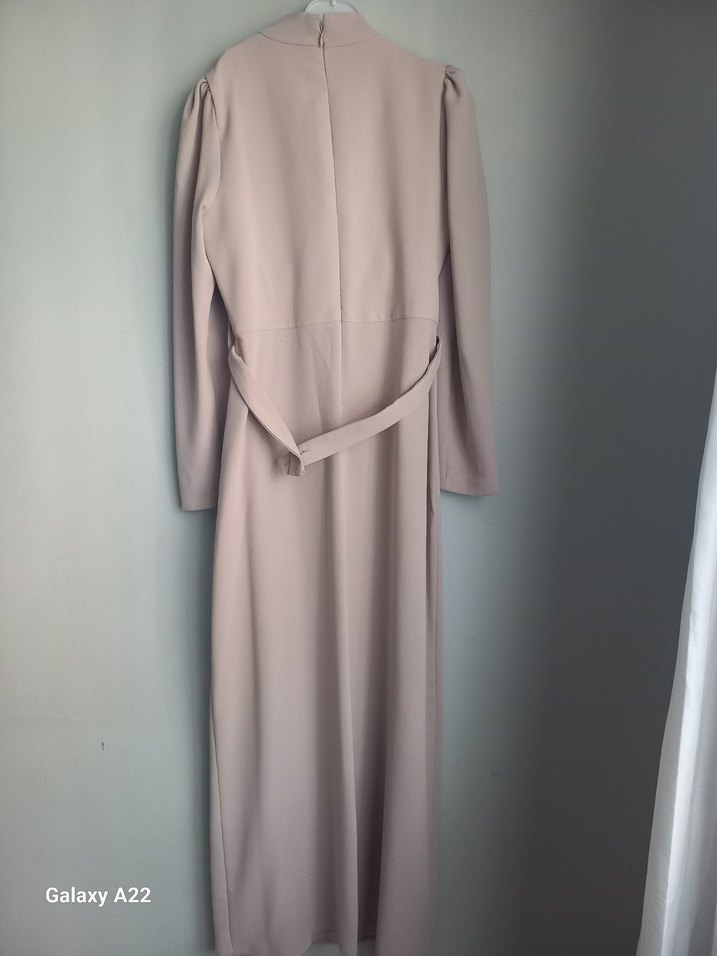 Bej Uzun Kollu Modern Klasik Elbise - Görsel 4